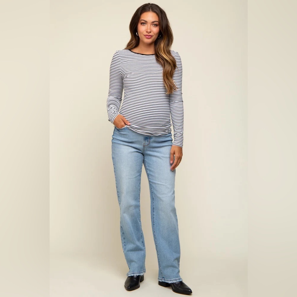 ▪️Pinkblush Light Blue Straight Leg Distressed Split Hem Maternity Jeans - Picture 3 of 12